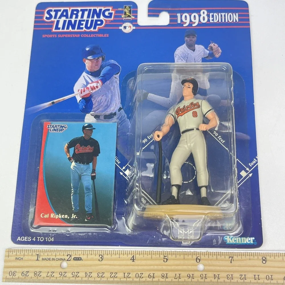 CAL RIPKEN JR Baltimore Orioles Starting Lineup SLU 1998 MLB Figure and Card